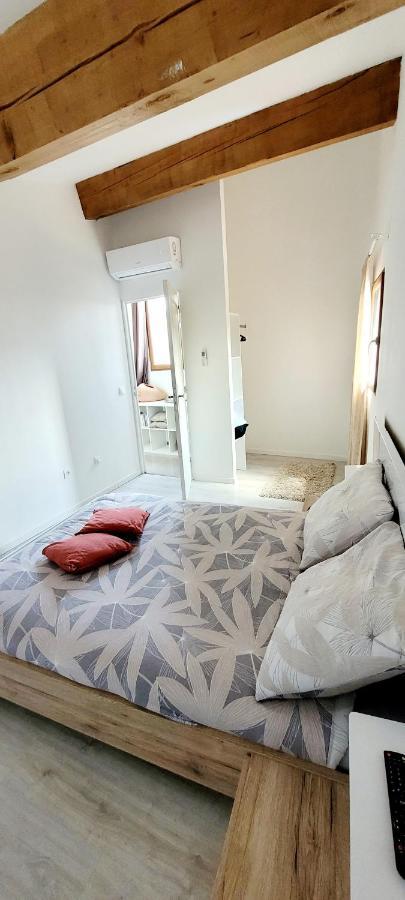 Charmant Duplex Au Coeur Du Village 코티냑 외부 사진